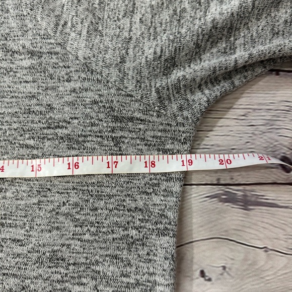 Love Delirious Maternity Long Sleeves Lightweight Hoodie Size L - Picture 7 of 9